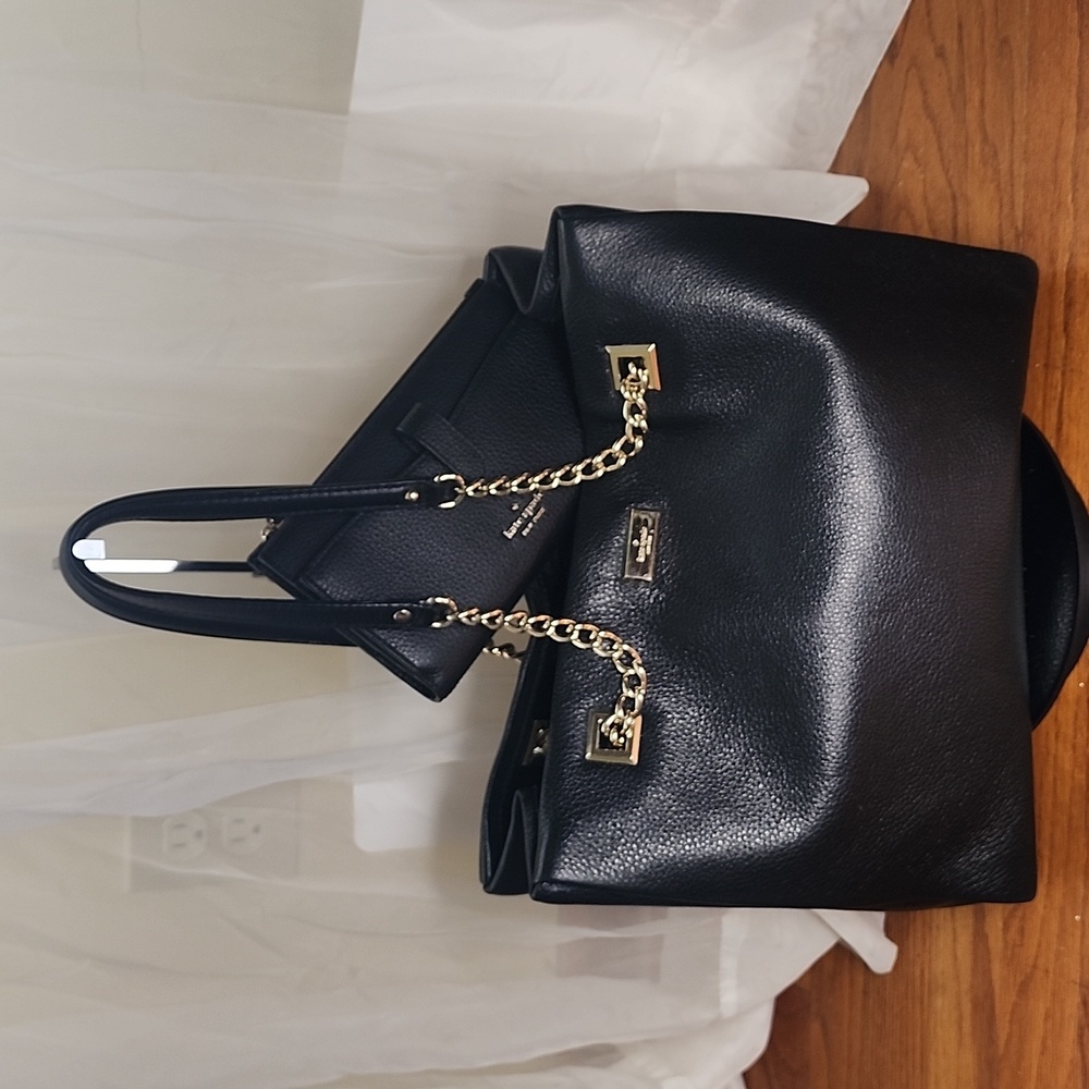 Kate Spade New York Sedgewick Lane Phoebe Tote and Leila Phone Wallet/Wristlet